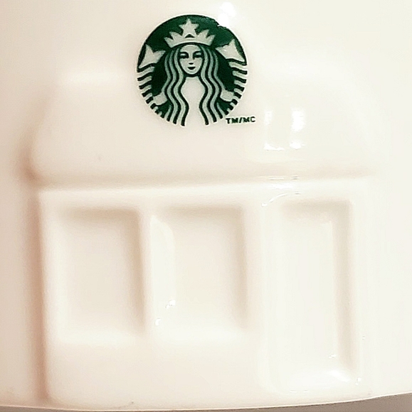 STARBUCKS COLLECTORS SERIES NEW YORK CITY LARGE 3D COFFEE MUG. 2012 - Picture 8 of 12